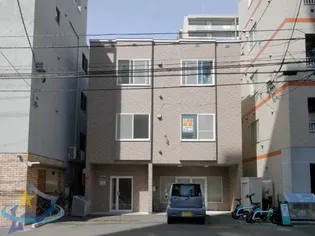 メゾン・ル・ヴェール【3階】の外観