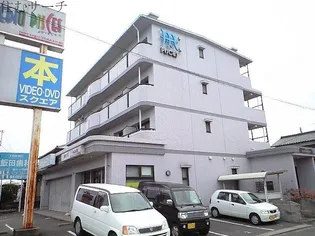 サンピセス【4階】の外観