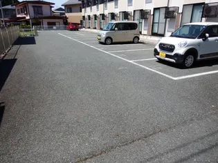 ティアラ松山【1階】の地図