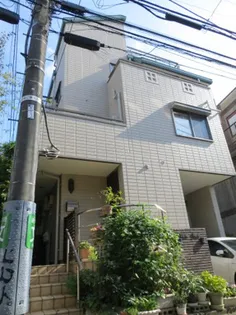 イースト・ガーデン【1階】の外観