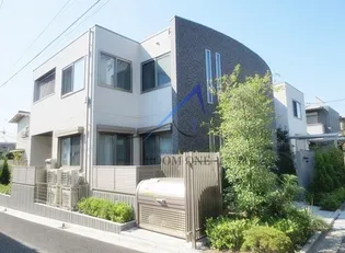 プティ ピスィーヌの画像