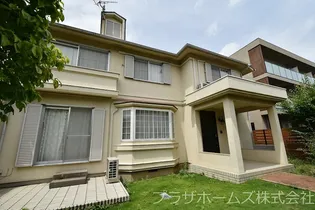 東京都世田谷区代沢5【一戸建】の外観