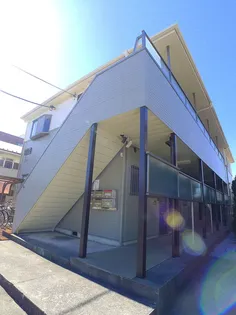 ア-バングリ-ン岩崎A号棟【1階】の外観