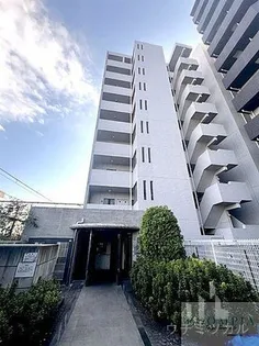 プレール・ドゥーク新大久保【3階】の外観