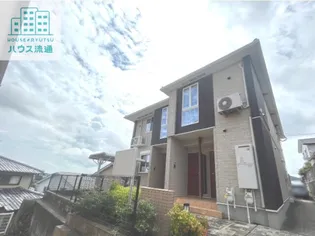 ソレアードV【1階】の外観