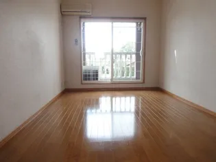 Lケープフラッツ【2階】の居間