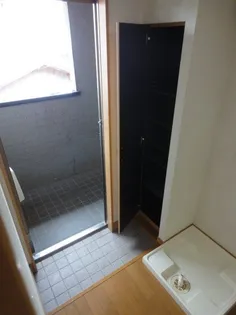 Lケープフラッツ【2階】の玄関