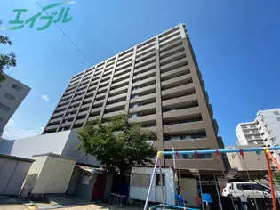 ライオンズステージ四日市【2階】の外観