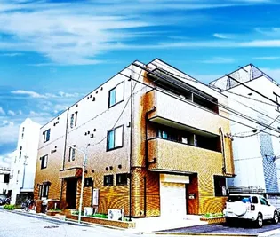 東京都中野区新井2【マンション】の外観