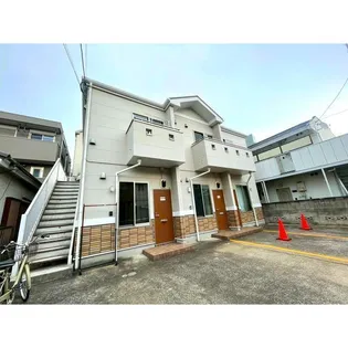 White Wing【1階】の外観