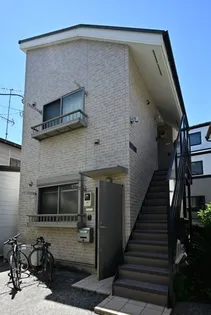 東京都渋谷区本町6【アパート】の外観