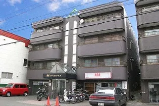 北海道札幌市白石区栄通7【マンション】の外観