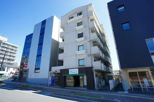 フォワードマンションの画像