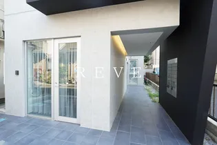 エレガンス・ヴィラ【1階】の外観