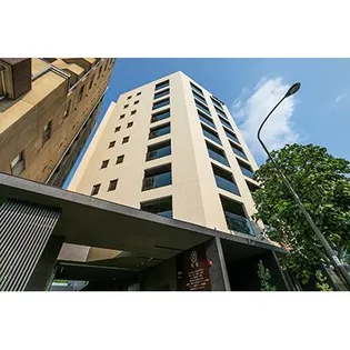 東京都新宿区大京町【マンション】の外観