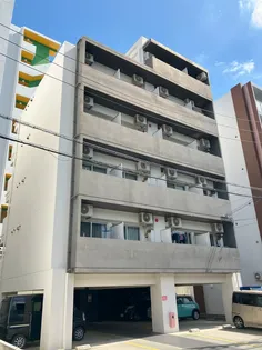 EASE COURT MAKABIの画像