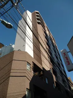 フォレシティ六本木【3階】の外観