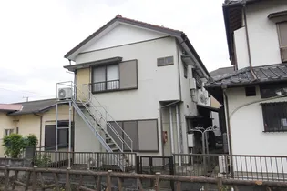 鈴木アパ-ト【2階】の外観