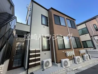 フルール新宿・淀橋【1階】の外観