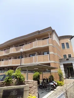 ルーブル・ベル【1階】の外観