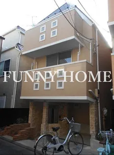 東京都世田谷区下馬1【一戸建】の外観