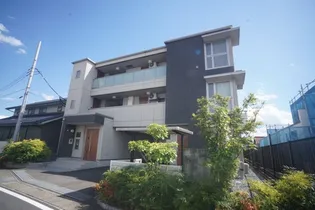 ツリートップ【2階】の外観