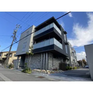 キアラ アイの画像