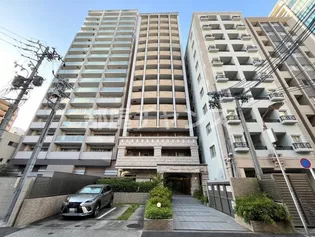 愛知県名古屋市東区泉1【マンション】の外観