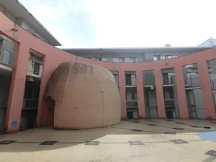 ハウズプラザの外観