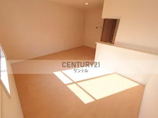 ア・シンプル【2階】の居間