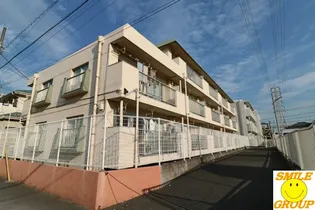 秀栄マンションの画像