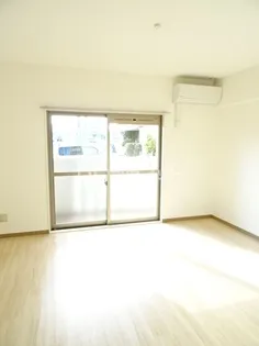 HIGH JUMP【1階】の居間