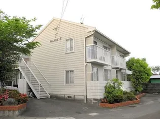 パレスE【2階】の外観