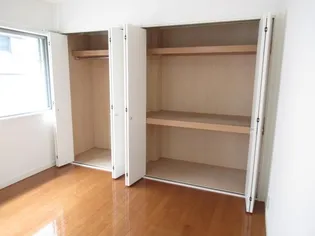 ロータスハウス【2階】の内装