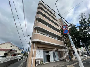 ハウスインの画像