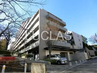 東京都世田谷区若林4【マンション】の外観