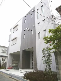 東京都渋谷区神宮前1【マンション】の外観