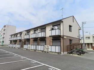 ハイツ定栄 E棟【1階】の外観