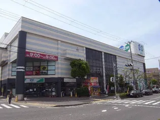 ラ・メルヴェーユの周辺