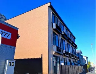 レオパレスセルシス【1階】の外観