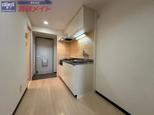 SーFORT三重大学前【3階】の内装