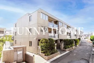 東京都世田谷区若林3【マンション】の外観