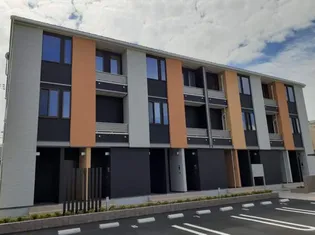 瑠璃玻璃ハウスの画像