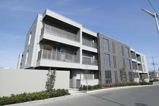 エルミタージュ クールの画像