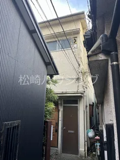 芹川荘【2階】の外観