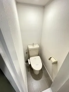 サンシャイン有泉【2階】の内装