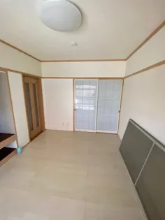 YDハイツ【1階】の居間