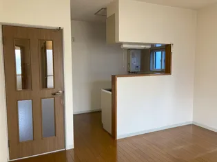 サウザンドリーフB【2階】の居間