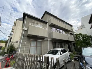 フラワーズフラット【1階】の外観