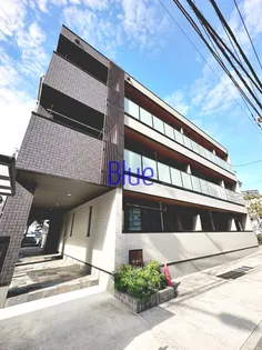 アヴェクトワベー【2階】の外観